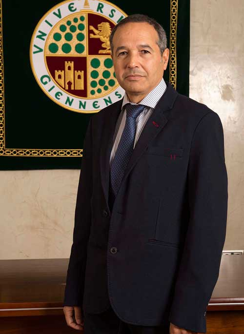 Professional headshot of Professor Gustavo A. Reyes del Paso, Head of Scientific Advisory Board of SaluTests